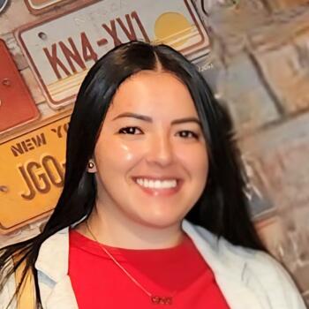 Niñera Lambaré: Carmen