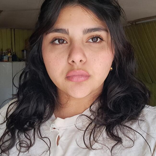 Niñera en Río Grande: Camila