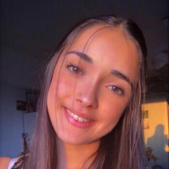 Baby-sitter La Rochelle: Clara