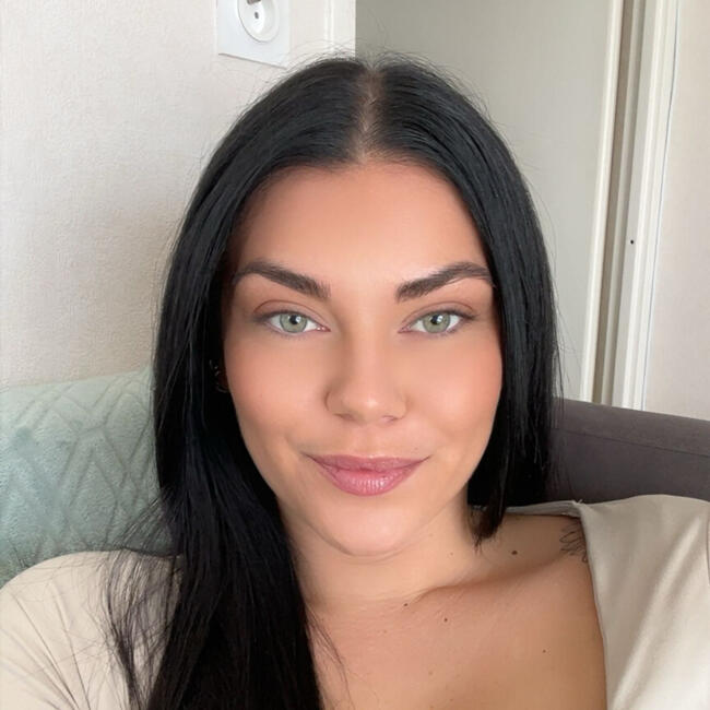 Babysitter in Angers: Karla