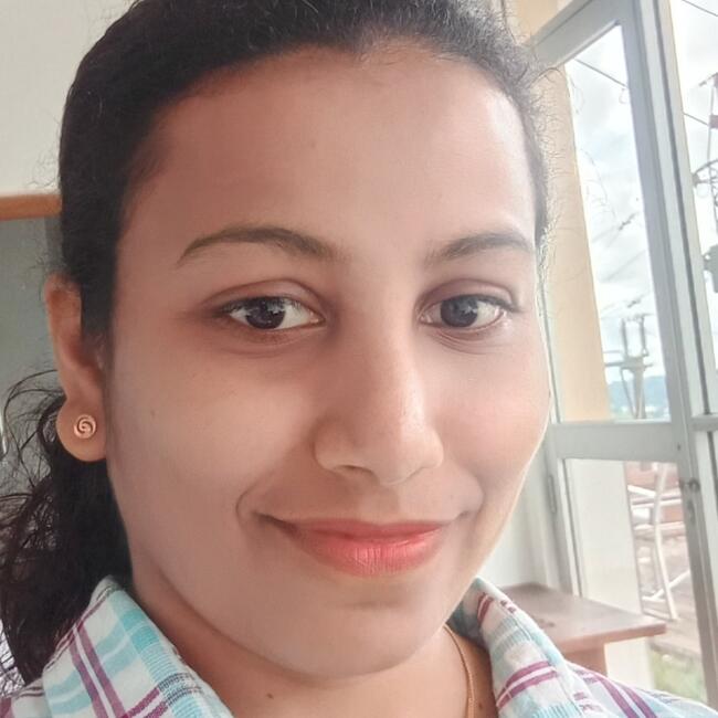 Lastenhoitaja Oulu: Nirmala