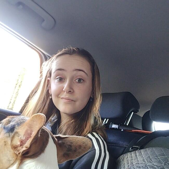 Babysitter in Merksplas: Yana