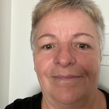 Nounou à Oakville: Vera