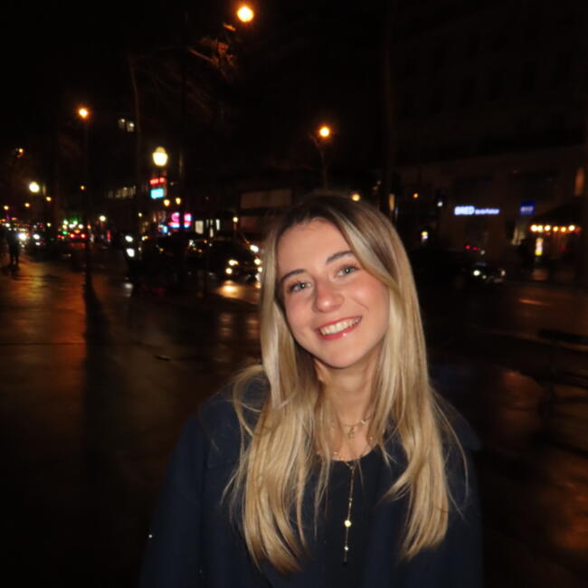 Babysitter in Bry-sur-Marne: Marie