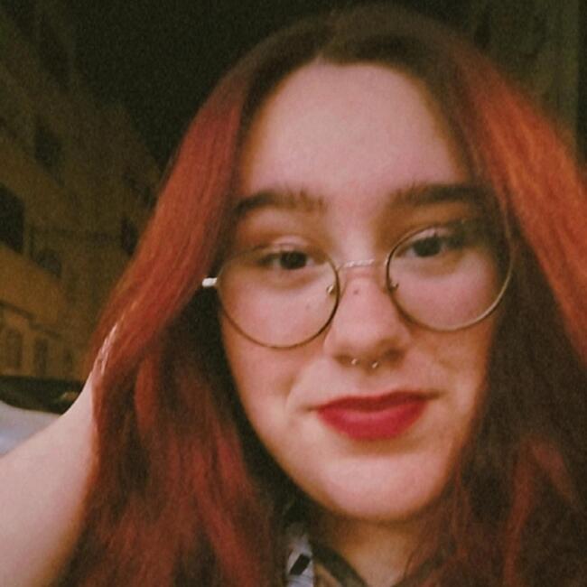 Babysitter em Moita: Ana