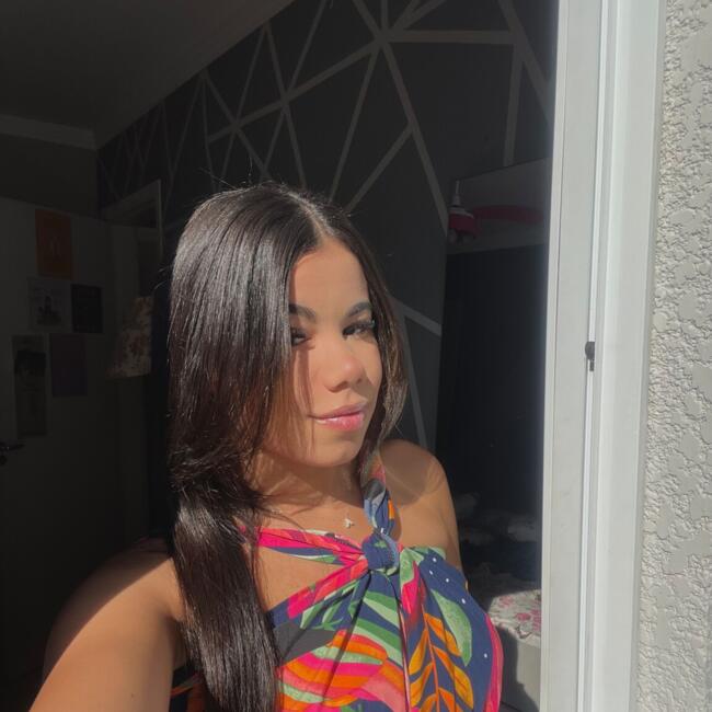 Babysitter in Jaguariúna: Letticia