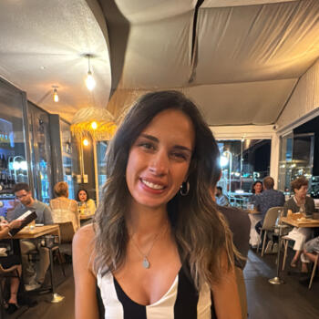 Família Linda-a-Velha: Madalena