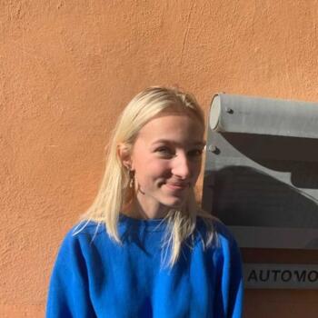 Barnvakt i Saltsjö-Boo: Julia