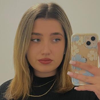 Babysitter Valbonne: Océane