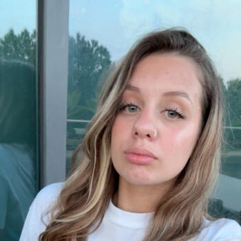 Babysitter em Raposo: Leticia