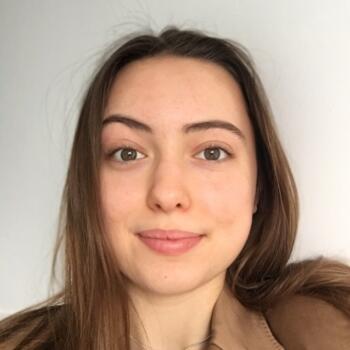 Baby-sitter in Reims: Lena