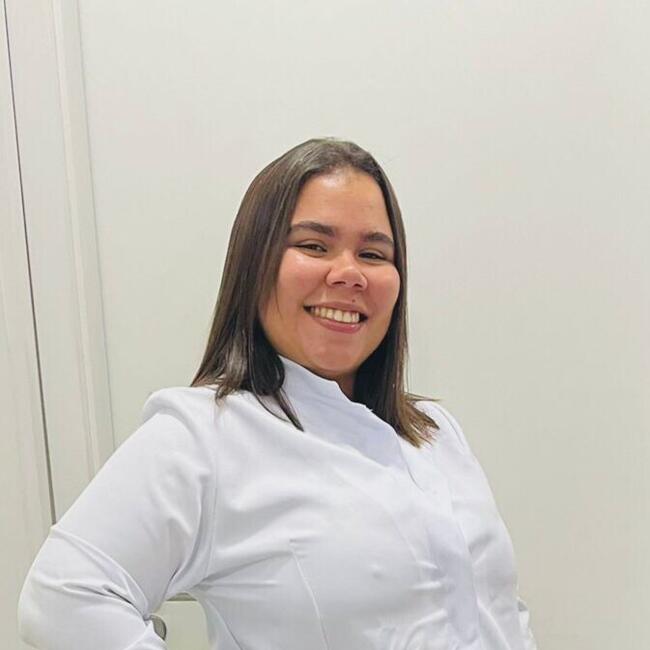 Babá em Brasília: Ana Julia