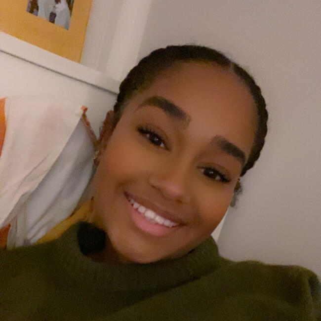 Babysitter in Marcq-en-Barœul: Elina