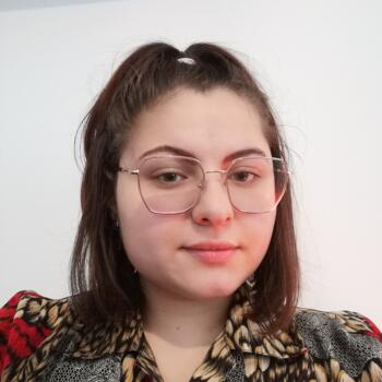 Babysitter in Amiens: Louise