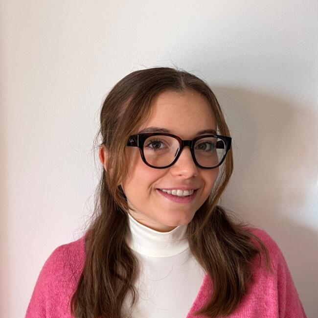 Babysitter in Menton: Silvia