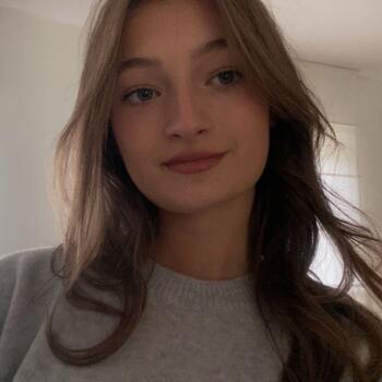 Babysitter in Halen: Femke