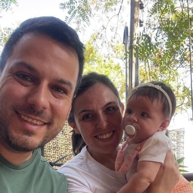 Emprego de babá em Campinas: Ana