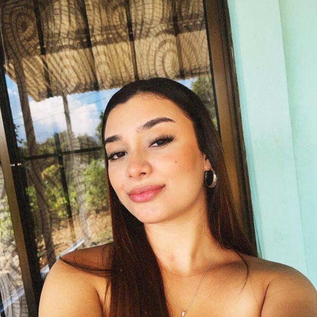 Babysitter in Cajón: Darlyn