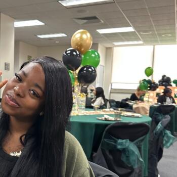 Nanny in La Habra: Ne'vaeh