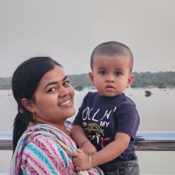 बंगलौर में बेबीसिटिंग की नौकरी: बेबीसिटिंग से जुड़े काम Madhusmita