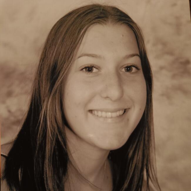 Babysitter in Saint-Paul-Trois-Châteaux: Blandine