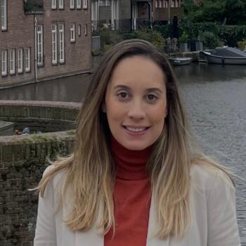 Babysitting job in Niterói: babysitting job Thais