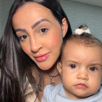 Emprego de babá em São Paulo: Sara