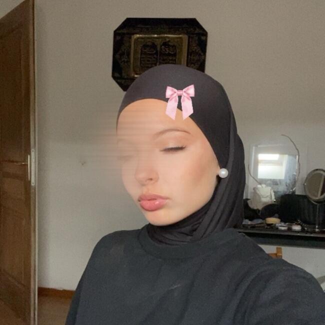 Babysitter in Pîtres: Pthissam