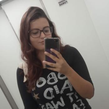 Babysitter Vila Velha: Letícia