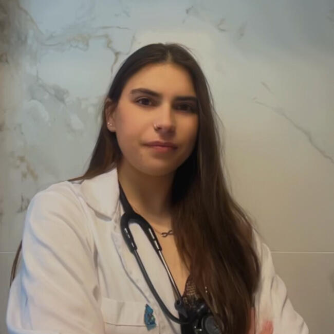 Babysitter στην περιοχή Πάτρα: Marina