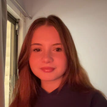 Babysitter in Morwell: Talia