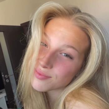 Babysitter in Dobřany: Julie