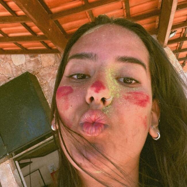 Babysitter in Contagem: Isabella