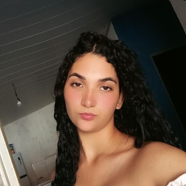 Babá em Rio Verde: Vih