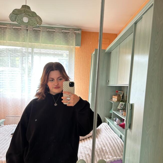 Babysitter in Thaon-les-Vosges: Tessa