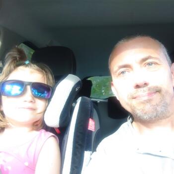 Nanny job in Vig: babysitting job Michael