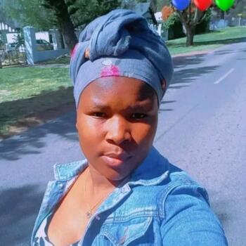 Babysitter in Port Elizabeth: Elizabeth
