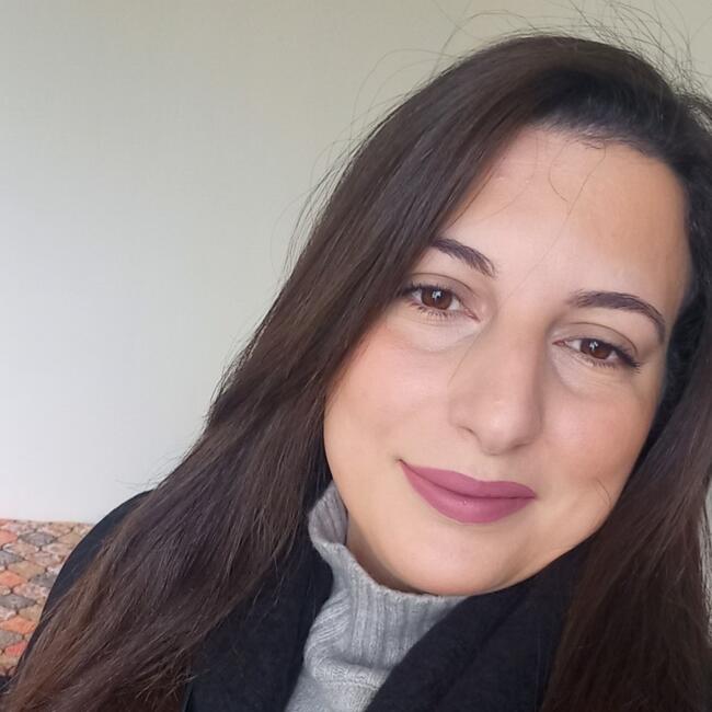 Babysitter in Bordeaux: Lynda