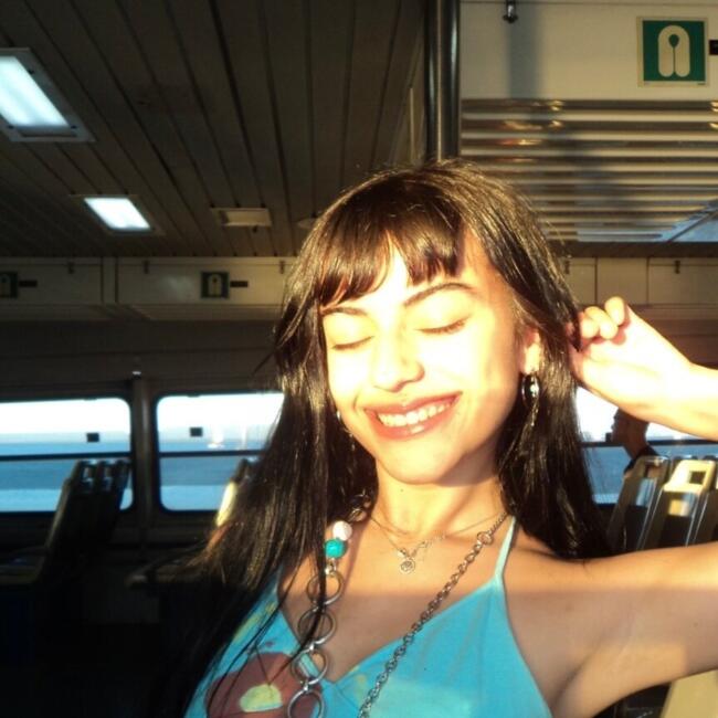 Babysitter in Oeiras: Inês