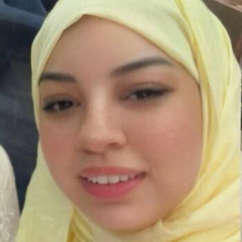 Babysitter London: Huda
