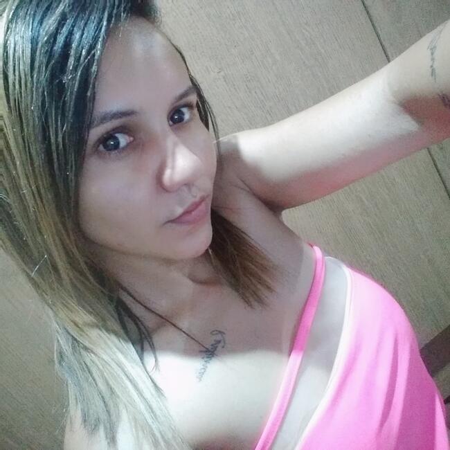 Babysitter in Bento Fernandes: Carla