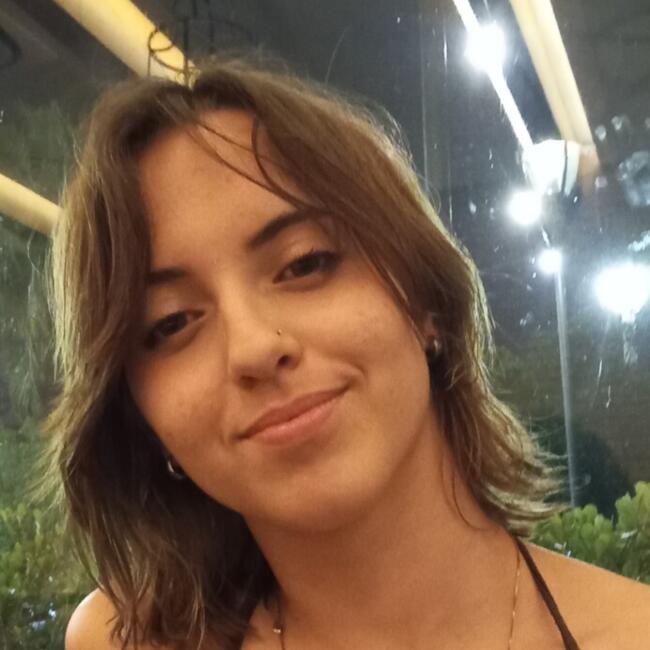 Babysitter in Rio de Janeiro: Leticia