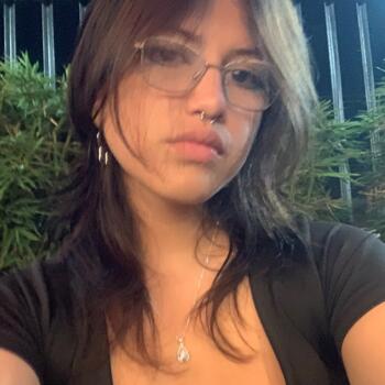 Niñera Santo Domingo de los Colorados: Karen