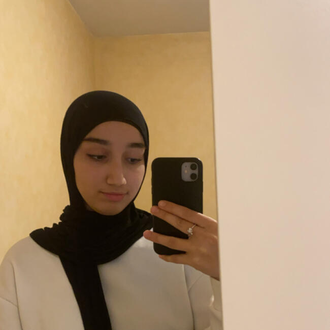 Babysitter in Rennes: Wassima