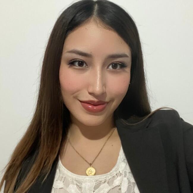 Babysitter in Lima: Nicole