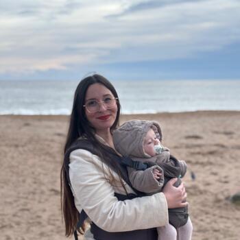 Babysitter in La Roquette-sur-Siagne: Laura