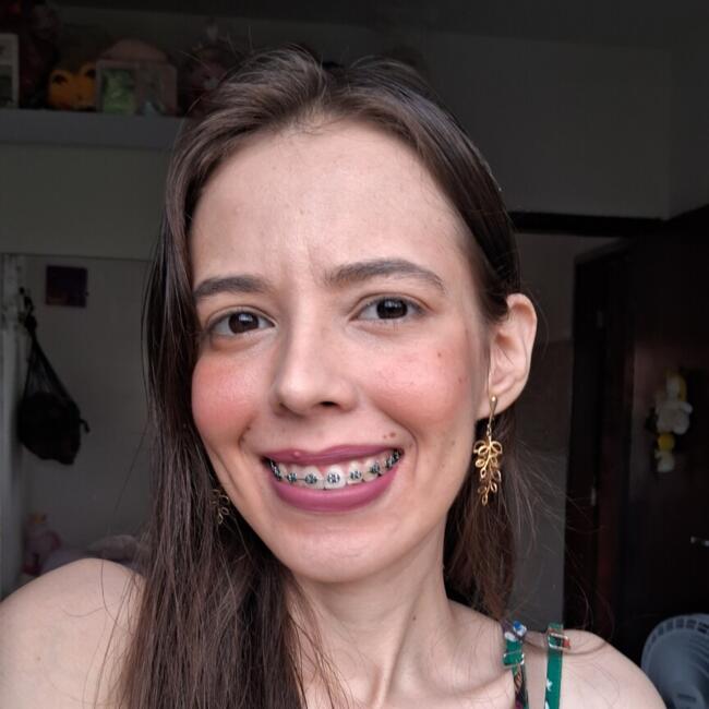 Babysitter in Fortaleza: Geovana Maria