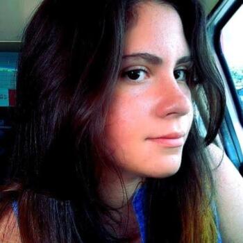 Babysitter in Criciúma: Ana Eliza