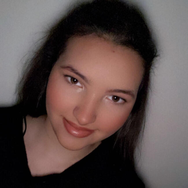 Babysitter in Cambrai: Clara