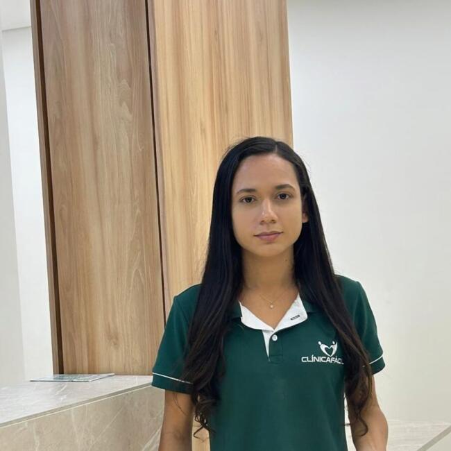 Babysitting job in Horizonte: Amanda